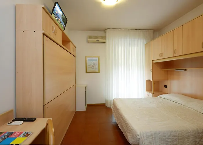 Otel Commercio