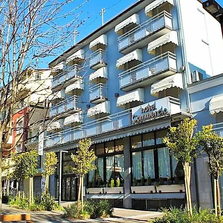 Commercio Hotel 3*